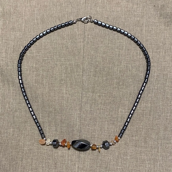Jewelry - Vintage hematite necklace!